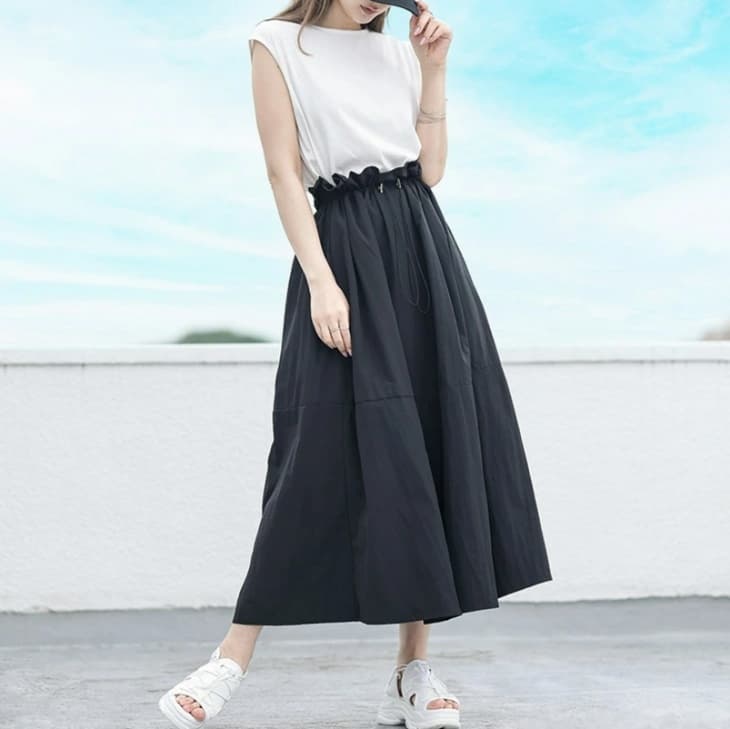 イエベ春/イエベ秋服 フリルギャザーワンピース