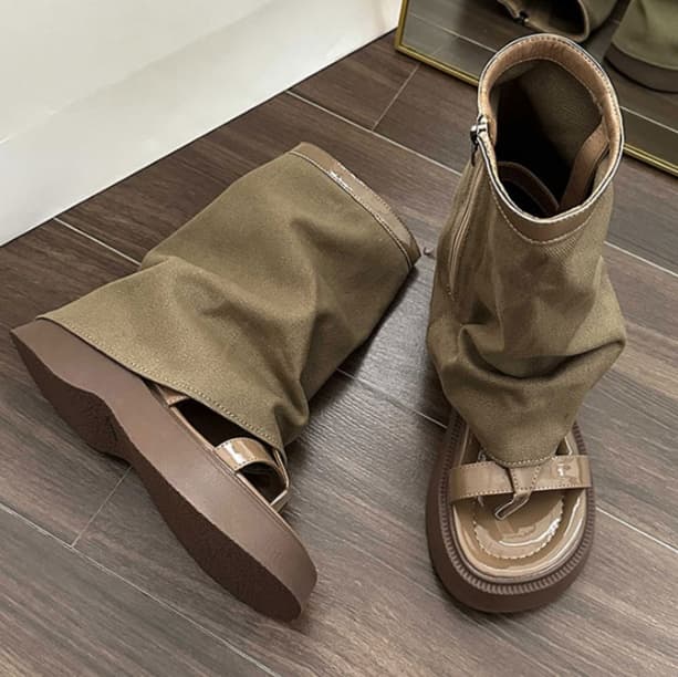 イエベ秋服 ソックスサンダルブーツ