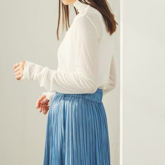 イエベ春服 薄手リブタートルネックブラウス
