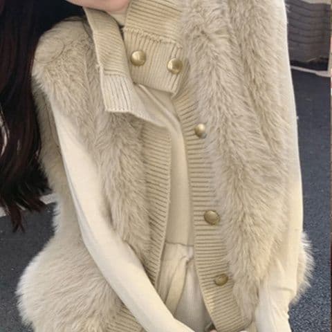 イエベ春/イエベ秋服 異素材切り替えファーベスト ニットジレ ジャケット