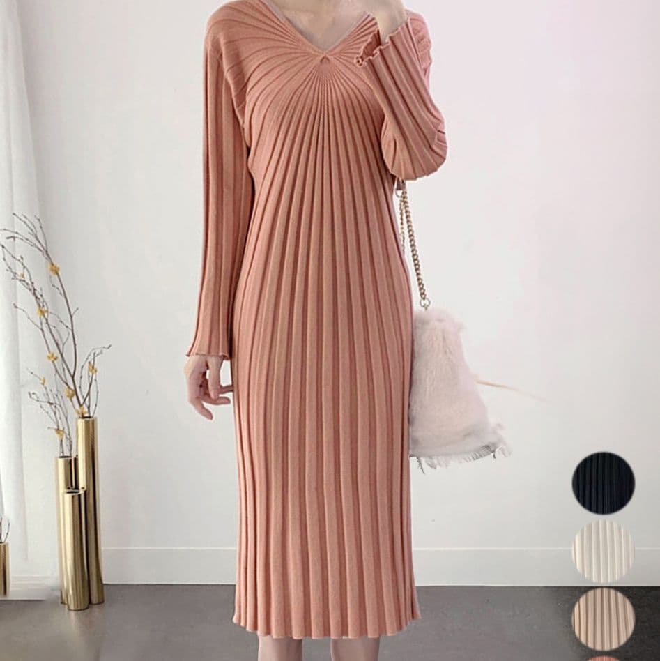 イエベ春/イエベ秋服 プリーツワンピース 長袖 膝下丈 秋冬 きれいめ