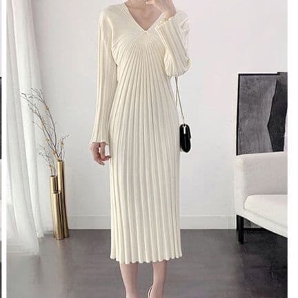 イエベ春/イエベ秋服 プリーツワンピース 長袖 膝下丈 秋冬 きれいめ