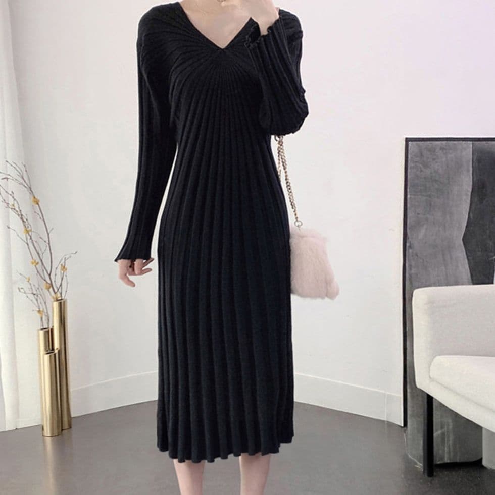 イエベ春/イエベ秋服 プリーツワンピース 長袖 膝下丈 秋冬 きれいめ