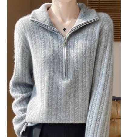 イエベ春/イエベ秋服 ケーブル編みフード付きハーフジップニット