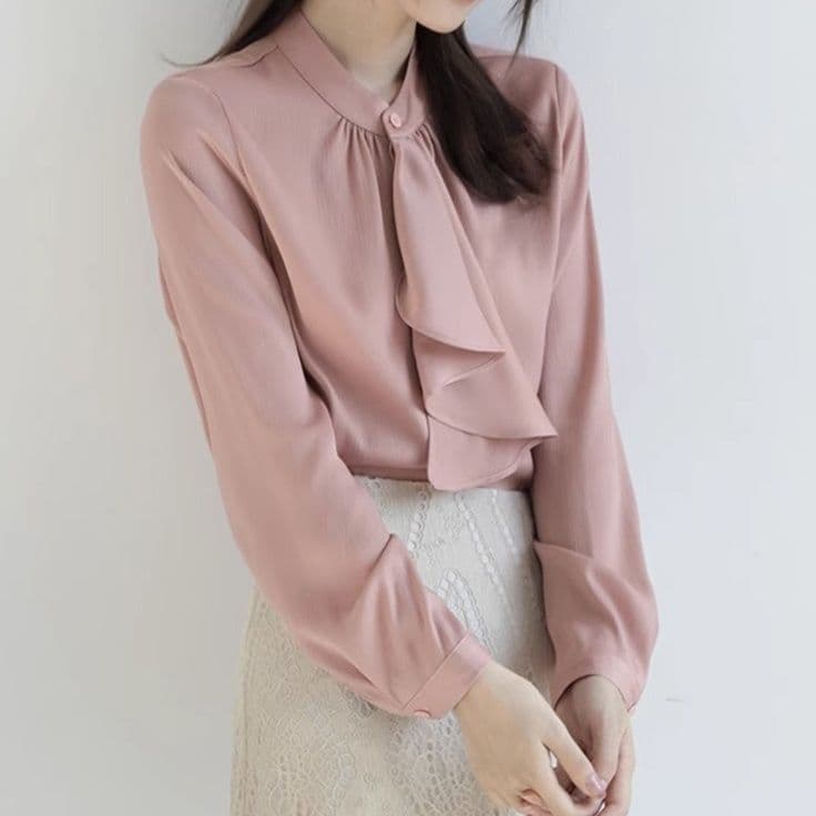 イエベ春服 上品なボウタイ付き長袖ブラウス