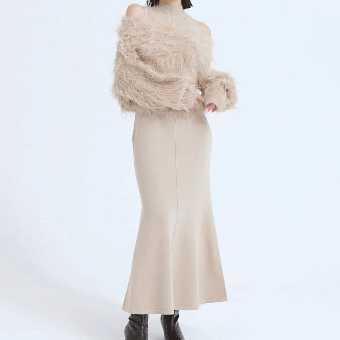 イエベ春/イエベ秋服 ファー風ニットカーディガン+ベストワンピースセット