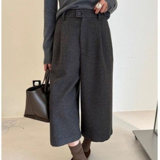 イエベ秋服 上品なウール風ワイドクロップド丈パンツ