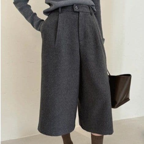 イエベ秋服 上品なウール風ワイドクロップド丈パンツ