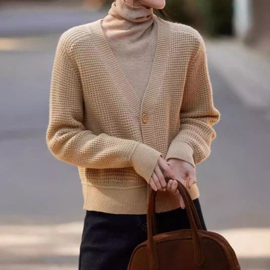 イエベ春/イエベ秋服 上品ワッフル編み前開きカーディガン