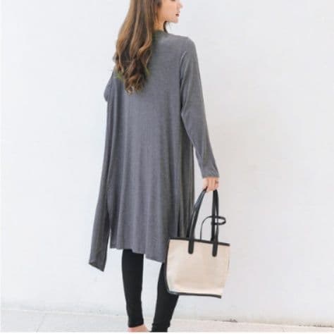 イエベ春/イエベ秋服 上品なロング丈ニットカーディガン
