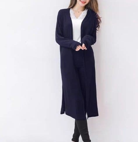 イエベ春/イエベ秋服 上品なロング丈ニットカーディガン