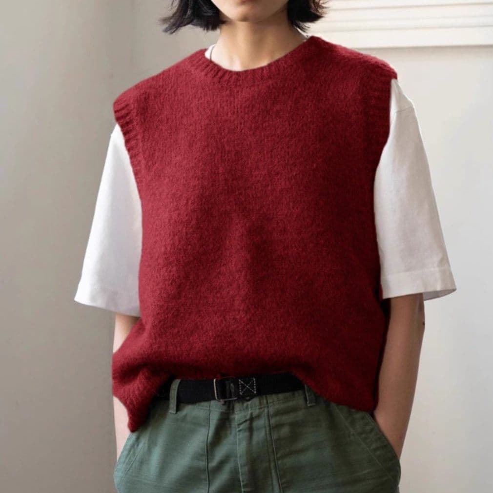 イエベ春/イエベ秋服 重ね着が楽しめる袖なしニットベスト