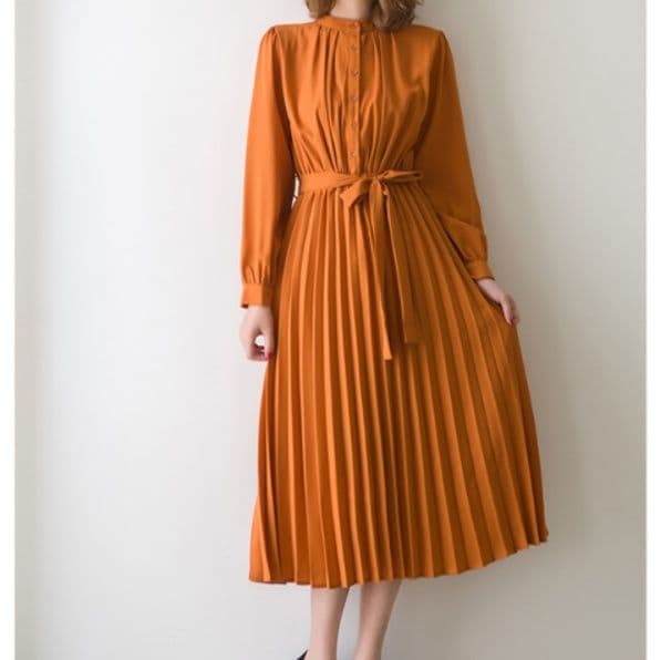 イエベ秋服 プリーツスカート長袖リボンベルト付きワンピース