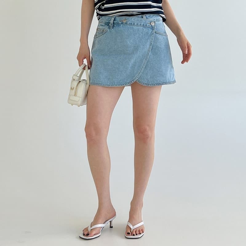 イエベ春/イエベ秋服 裾ラウンドカットデニムミニスカート