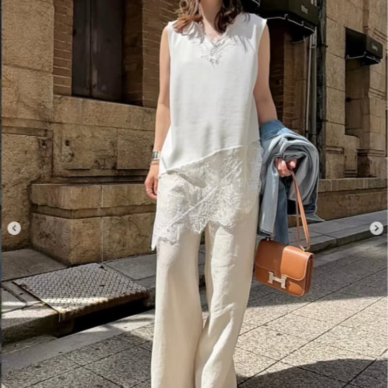 イエベ春/イエベ秋服 アシンメトリー レース飾り 半袖Tシャツ