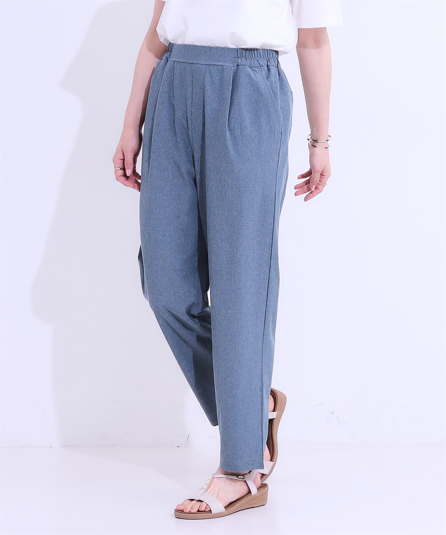 イエベ春/イエベ秋服 やわらか仕立て上品テーパードパンツ