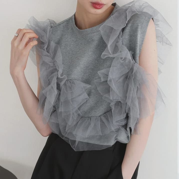 イエベ秋服 チュール重ね上品ノースリーブブラウス