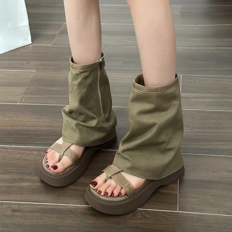 イエベ秋服 ソックスサンダルブーツ