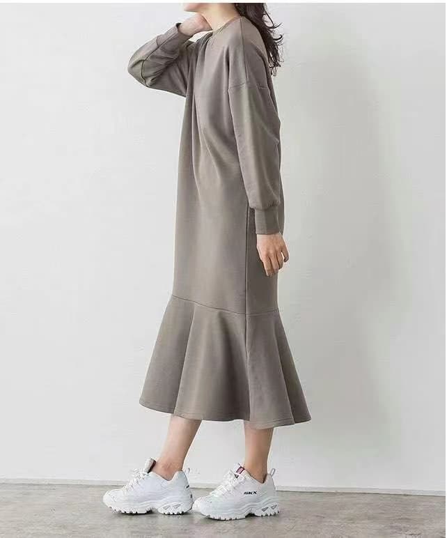 イエベ春/イエベ秋服 フレアニットワンピース