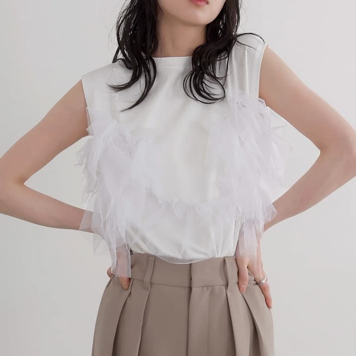 イエベ秋服 チュール重ね上品ノースリーブブラウス