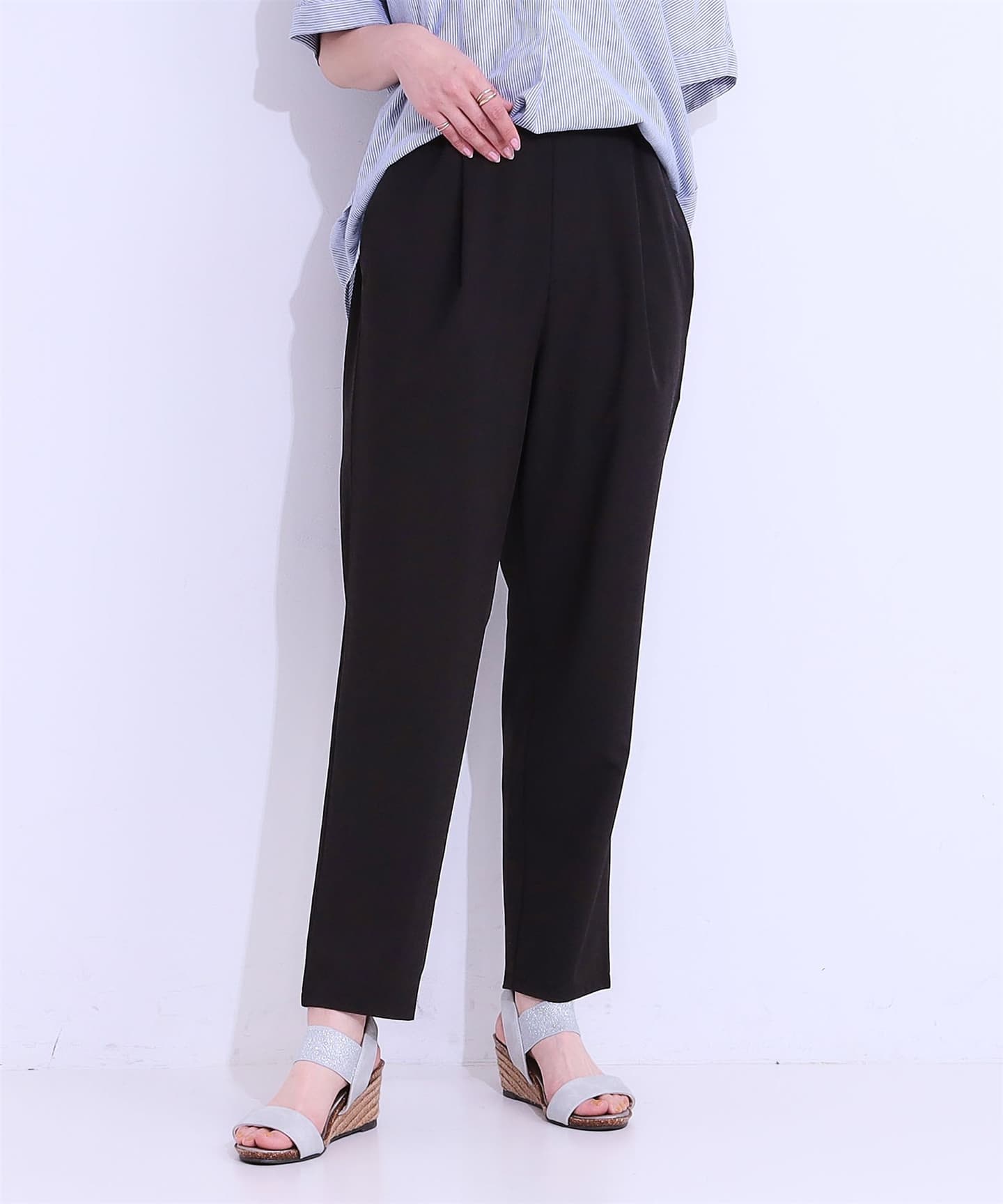 イエベ春/イエベ秋服 やわらか仕立て上品テーパードパンツ