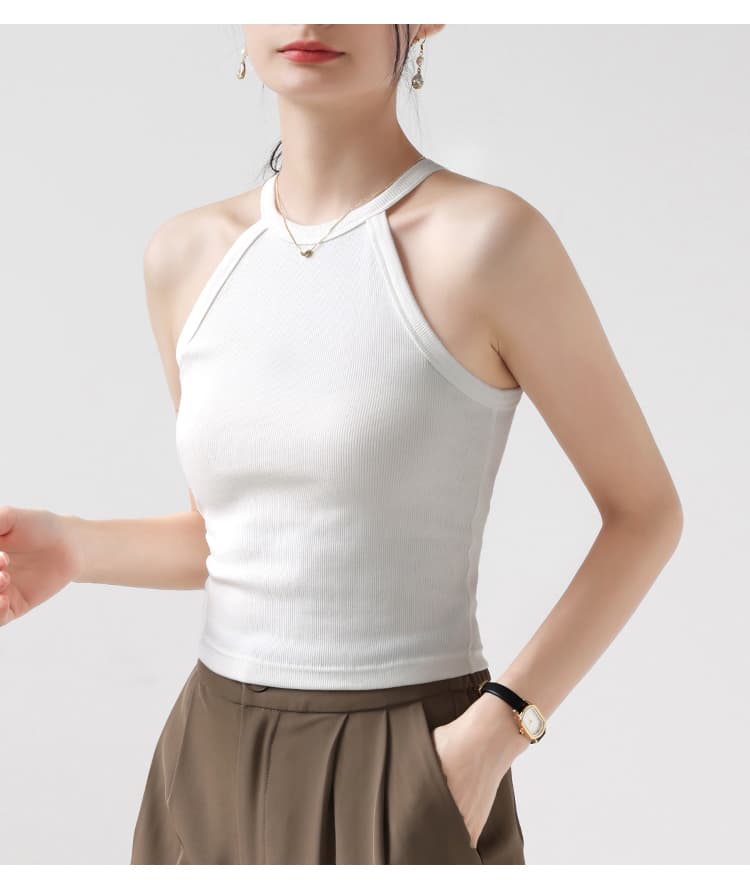 イエベ春/イエベ秋服 すっきりホルターネックリブトップス