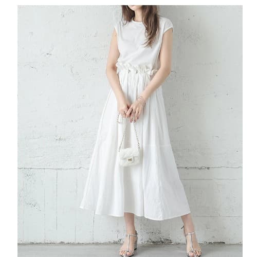 イエベ春/イエベ秋服 フリルギャザーワンピース