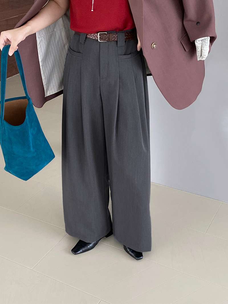 イエベ秋服 クラシカル艶めきワイドパンツ