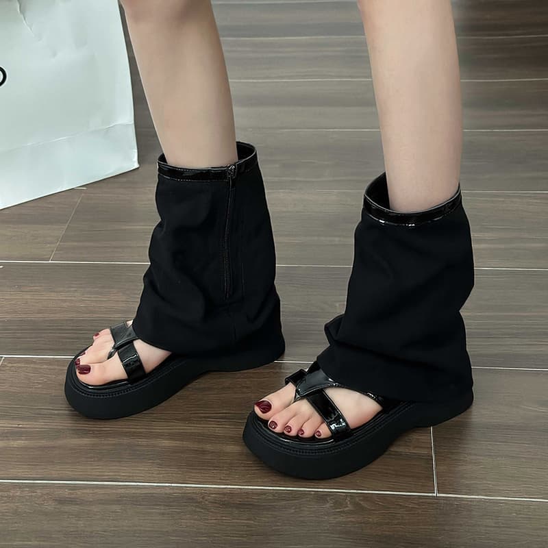 イエベ秋服 ソックスサンダルブーツ