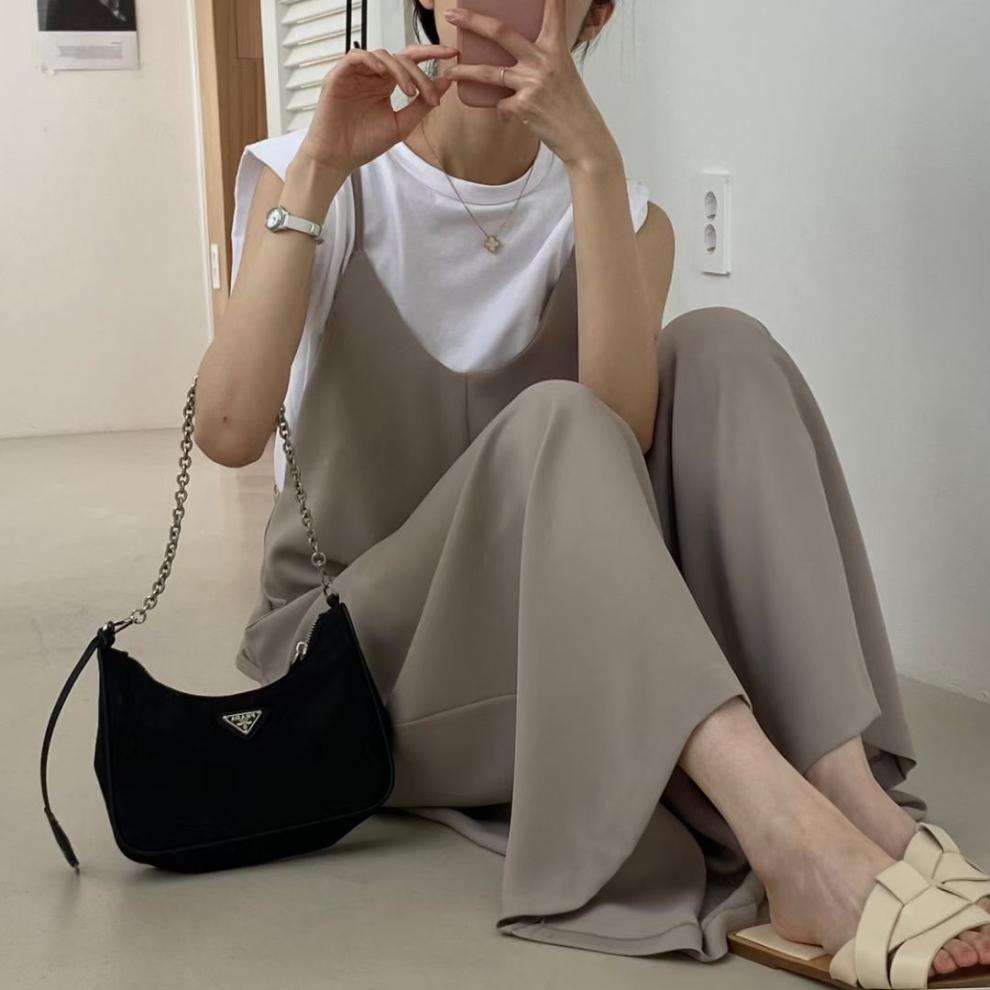 イエベ春/イエベ秋服 シンプル優雅なキャミワンピース