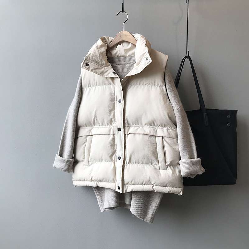 イエベ春服 柔らか素材のボリュームダウンベスト