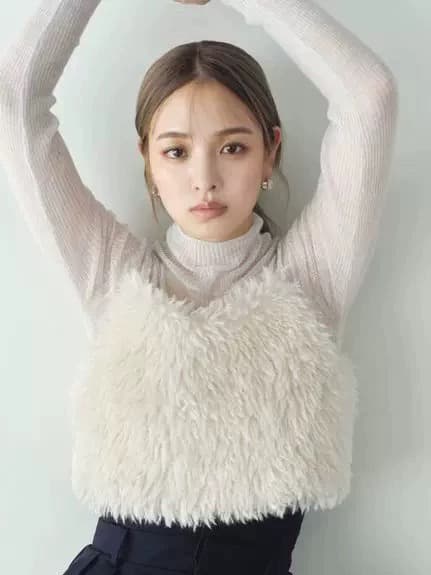 イエベ春/イエベ秋服 もこもこファーニットベスト