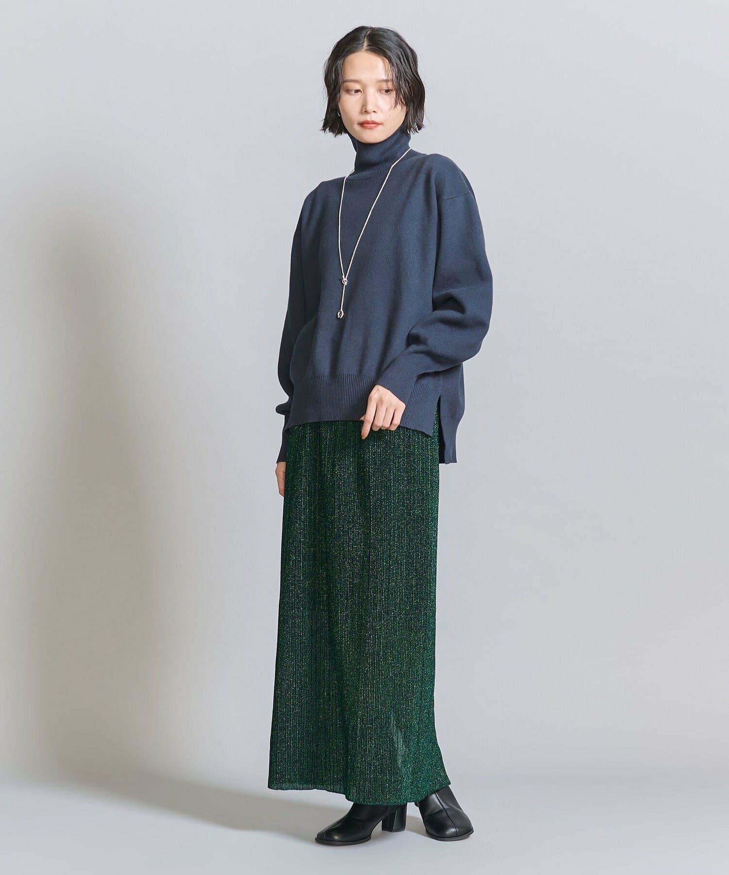 イエベ秋服 光沢プリーツスカート