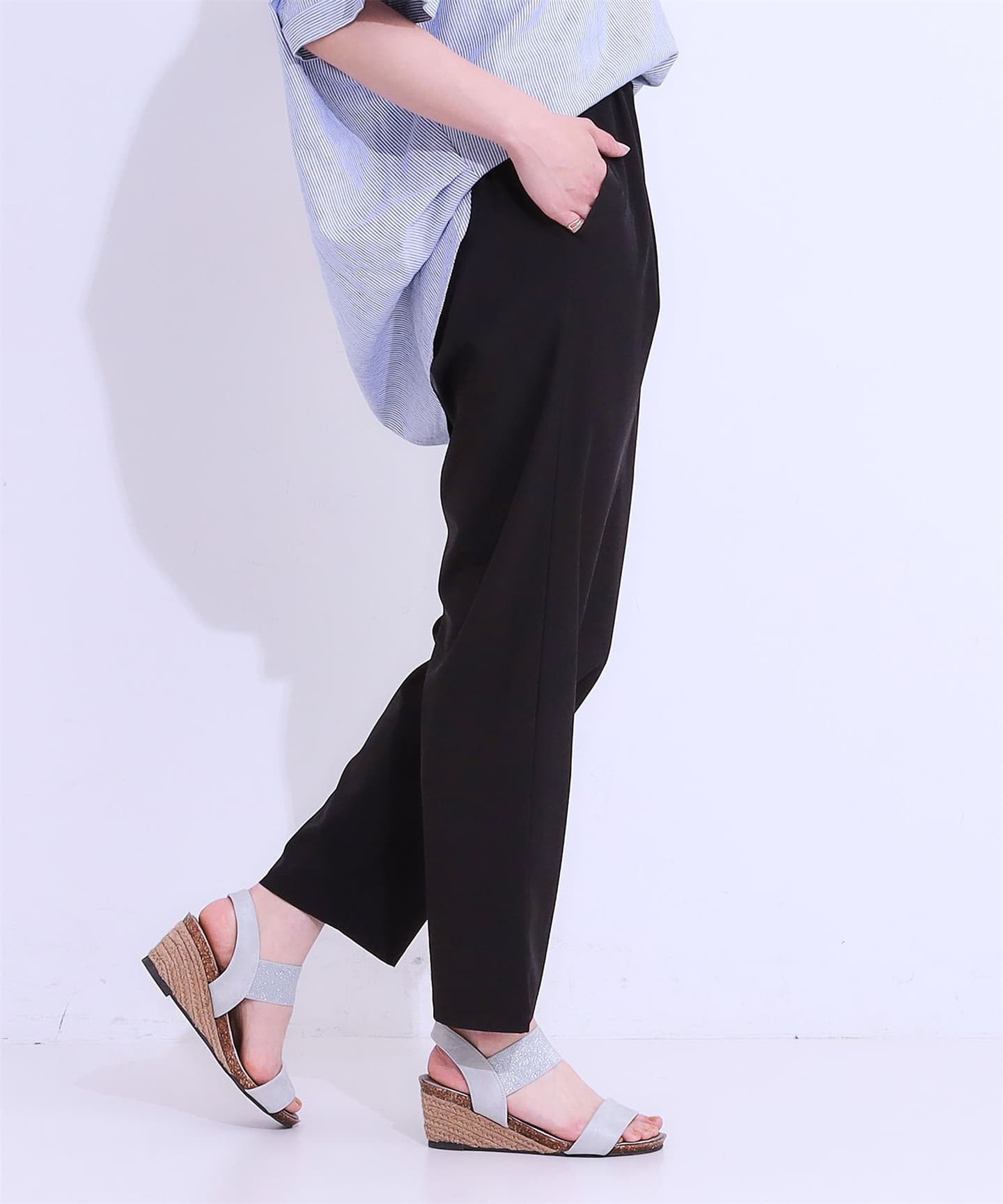 イエベ春/イエベ秋服 やわらか仕立て上品テーパードパンツ