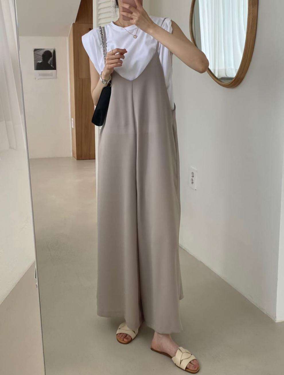イエベ春/イエベ秋服 シンプル優雅なキャミワンピース