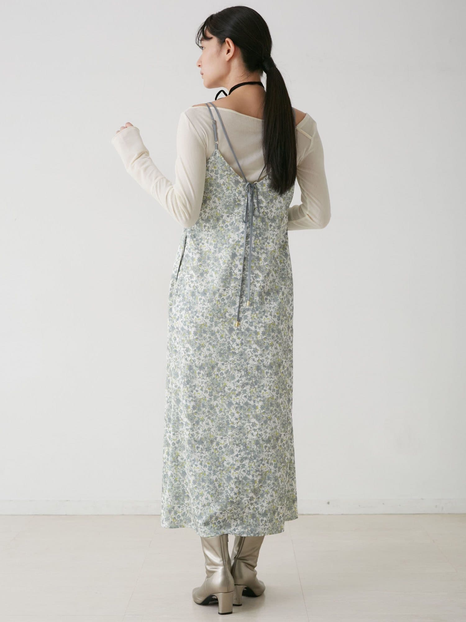 イエベ春/イエベ秋服 アシンメトリー薄手シアーブラウス