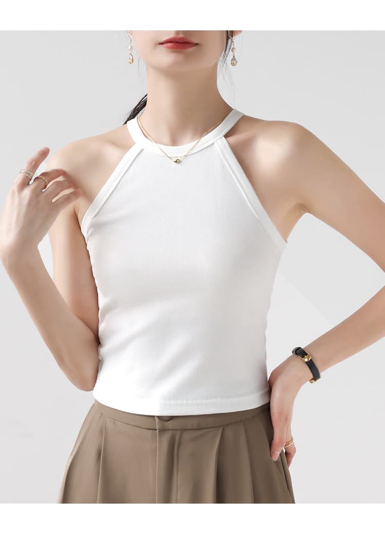 イエベ春/イエベ秋服 すっきりホルターネックリブトップス