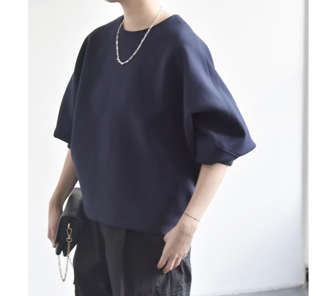 イエベ春/イエベ秋服 ぽわん袖トレーナー