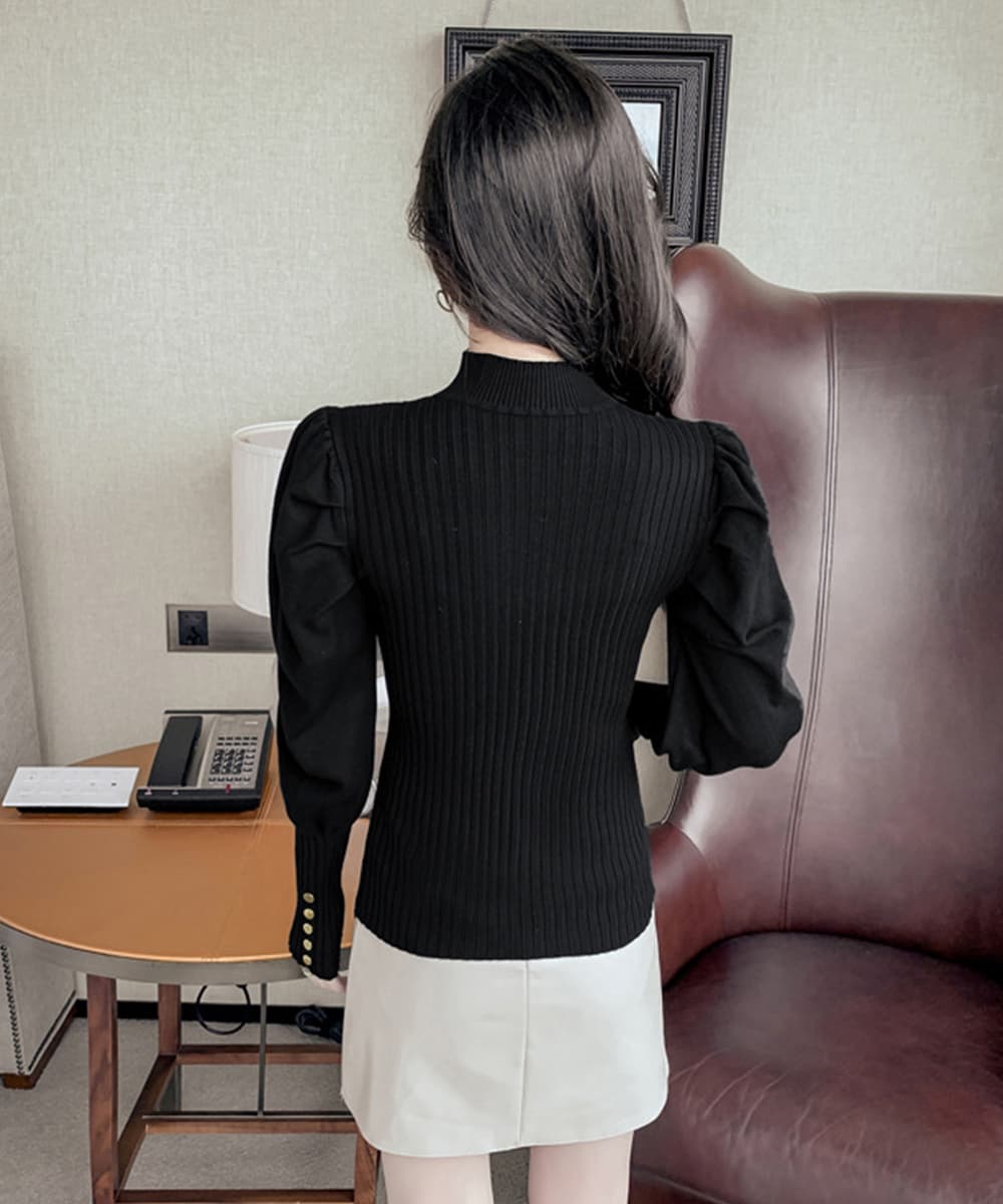 イエベ春/イエベ秋服 金ボタン付きハイネックニットトップス