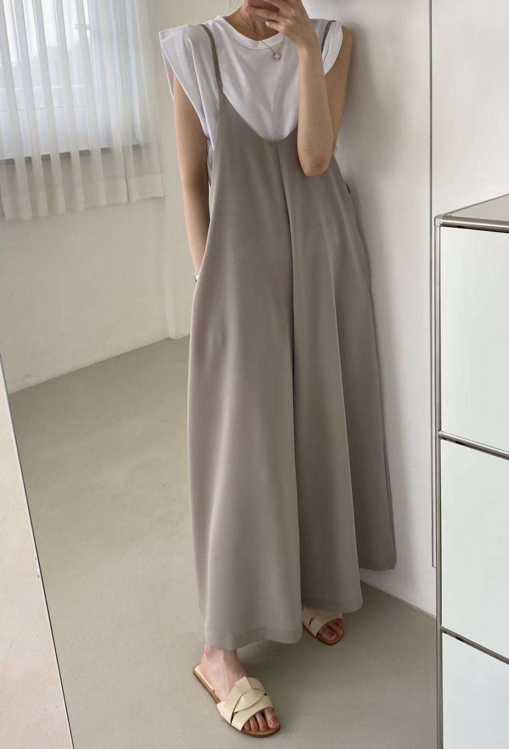イエベ春/イエベ秋服 シンプル優雅なキャミワンピース