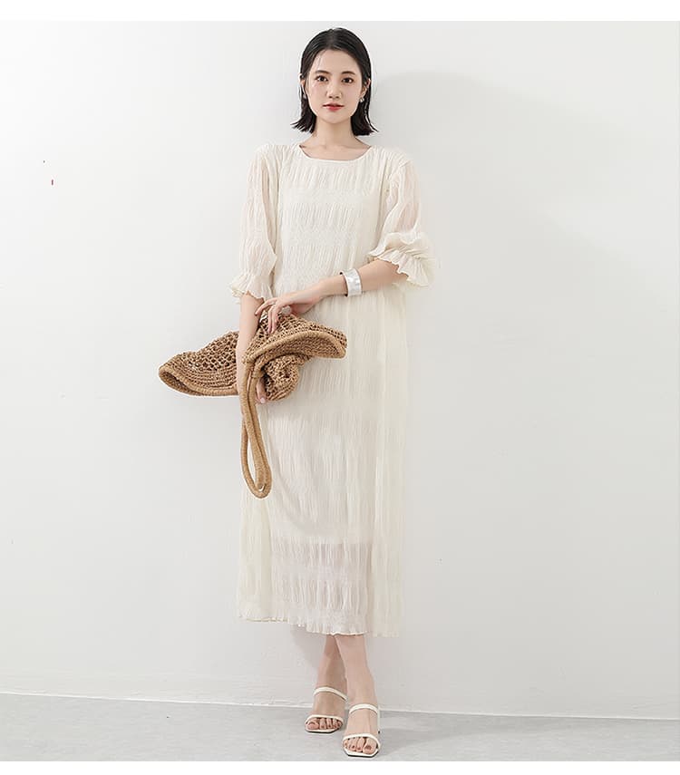 イエベ春/イエベ秋服 透かし編みニットワンピース