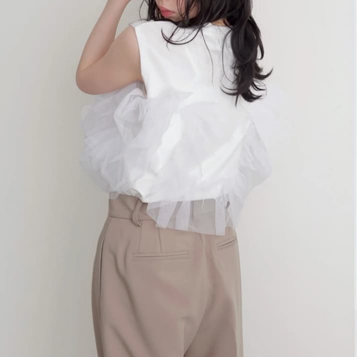 イエベ秋服 チュール重ね上品ノースリーブブラウス