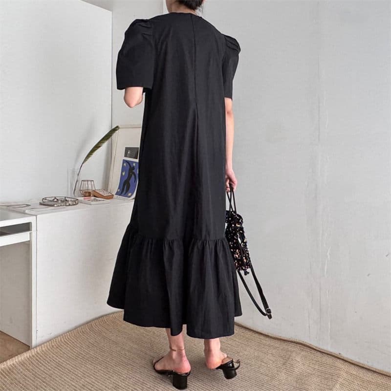 イエベ春服 パフスリーブティアードワンピース