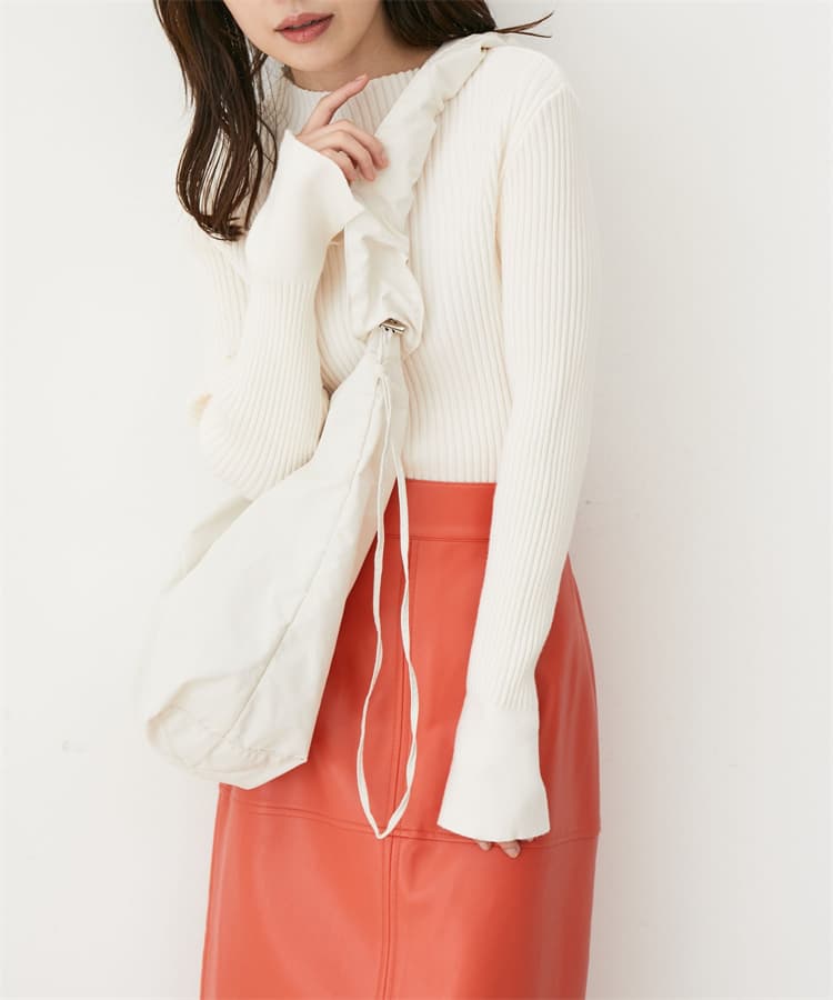 イエベ春/イエベ秋服 リブ編みタートルネック