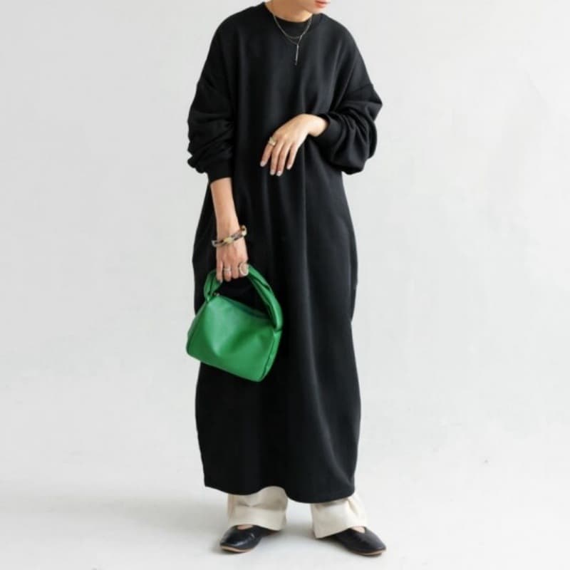 イエベ春/イエベ秋服 ゆったりサイズニットワンピース