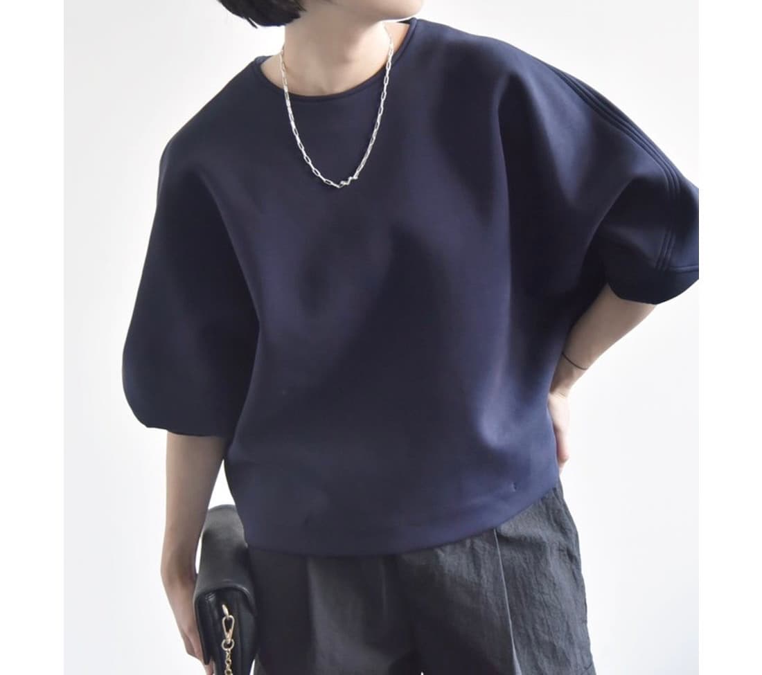 イエベ春/イエベ秋服 ぽわん袖トレーナー