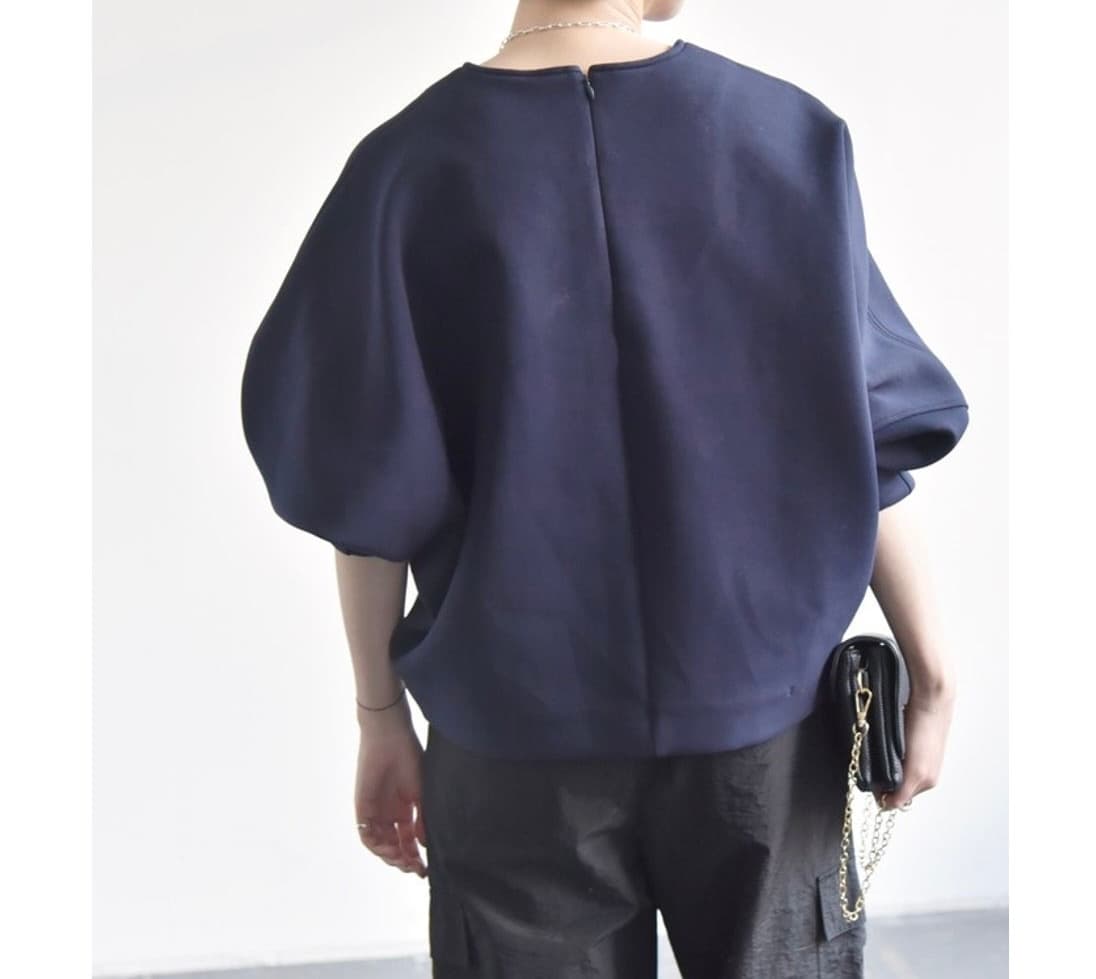 イエベ春/イエベ秋服 ぽわん袖トレーナー