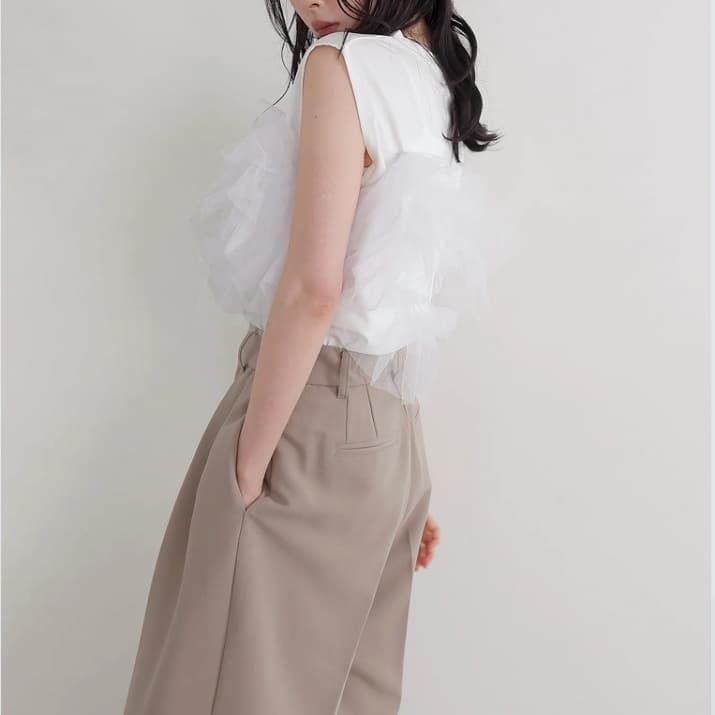 イエベ秋服 チュール重ね上品ノースリーブブラウス