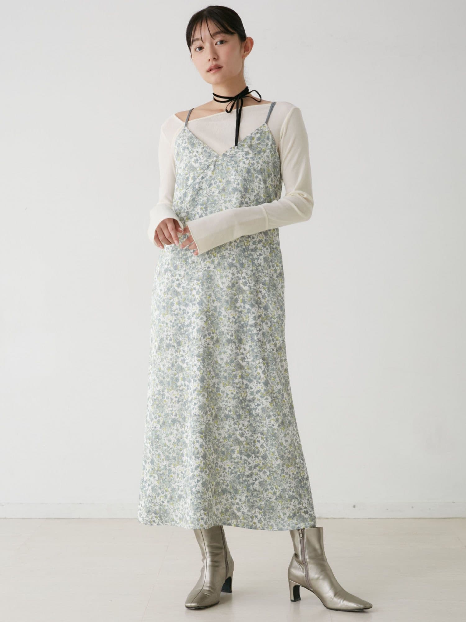 イエベ春/イエベ秋服 アシンメトリー薄手シアーブラウス