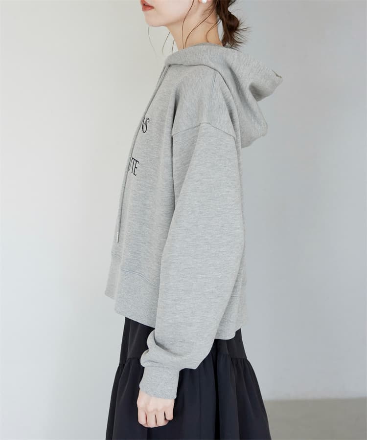 イエベ春/イエベ秋服 シンプルフーディパーカー